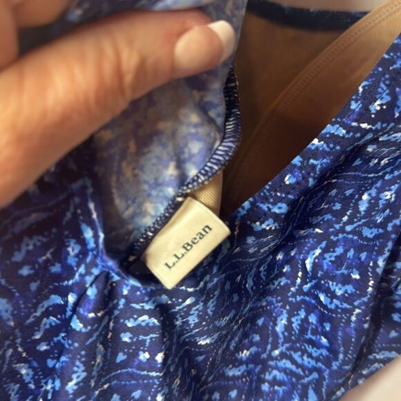 L.L.Bean One Piece Bathing Suit. Size XSmall. - Picture 6 of 6